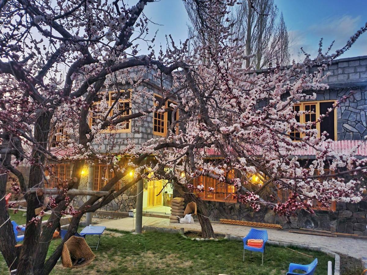 Sehrish Guest House Skardu Exteriér fotografie