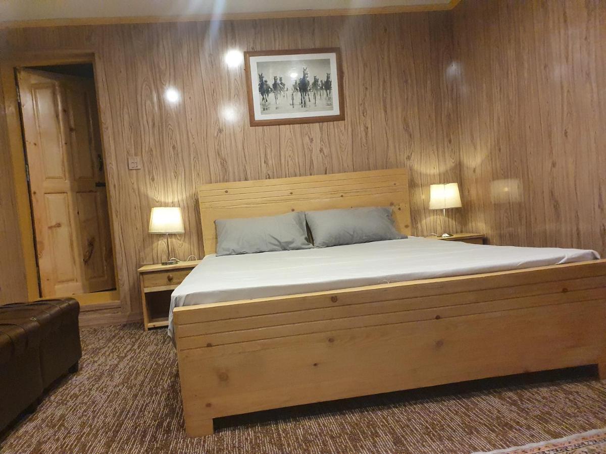 Sehrish Guest House Skardu Exteriér fotografie