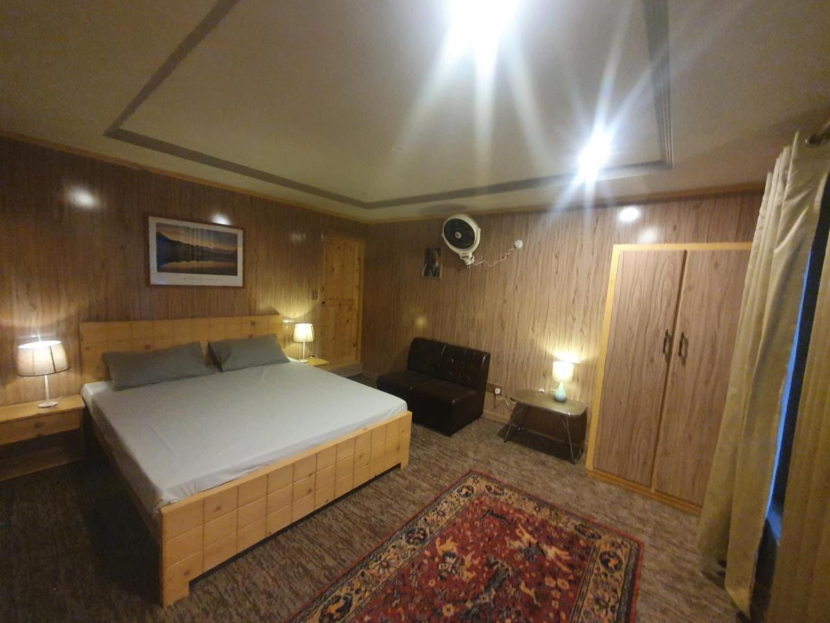 Sehrish Guest House Skardu Exteriér fotografie